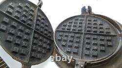 Antique Griswold New American Cast Iron Waffle Maker Patent 1901 + Base