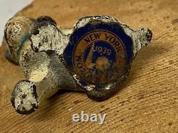 CAST IRON Souvenir Dog FROM THE 1939 New Yorks WORLD'S FAIR With Original Label