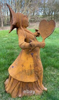 Cast Iron Garden Sculpture The Queen of Hearts from Alice in Wonderland 71cm
