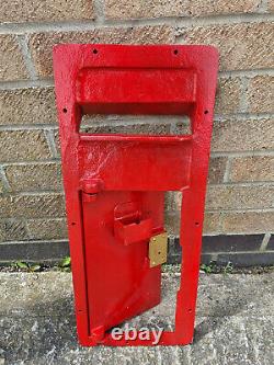 ER Royal Mail Post Office Box Front Red Cast Iron Wall Mount Letter Slot Locking