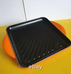 Le Creuset Cast Iron 24cm Skinny Square Grill Volcanic /New\