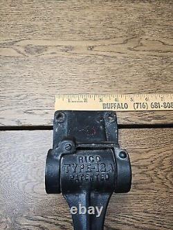 Rico Type-16A New York Subway Porcelain Cast Iron Hanger Strap Vintage 2617 2618