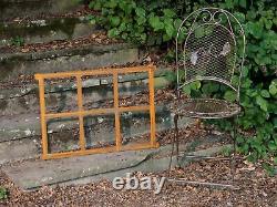 Window frame in an antique style cast iron with rust 68x49cm